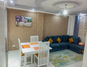 Blèu Mustard Two Bedroom